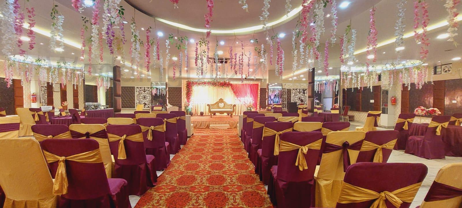 Hotel The Leaf And Lawn